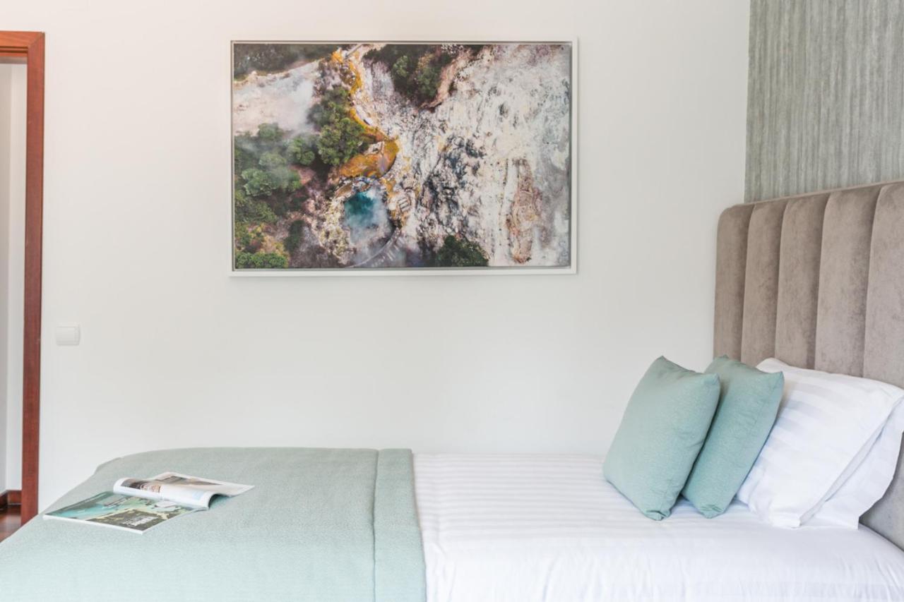 Quinta Da Serra - Luxurious Villa Sintra - Heated Pool & Jacuzzi Luaran gambar